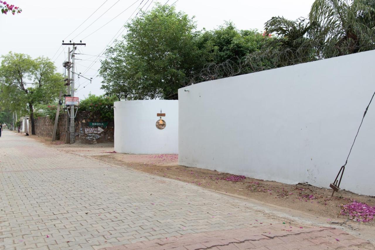 גורגאון The Singh Farm Cosy Private Pool Farm Villa מראה חיצוני תמונה