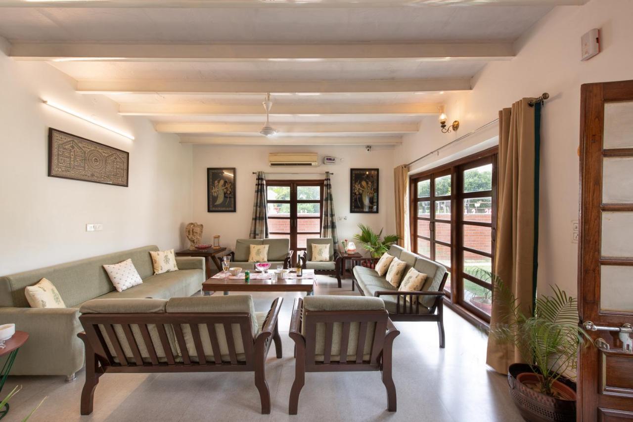 גורגאון The Singh Farm Cosy Private Pool Farm Villa מראה חיצוני תמונה